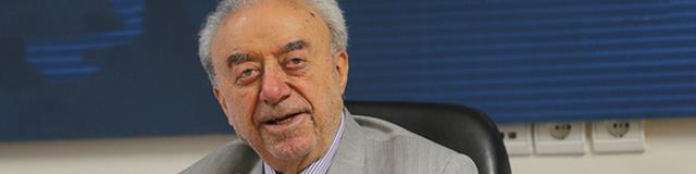 صادرات ۱.۳ میلیارد دلاری پسته ایران در سال ۹۳