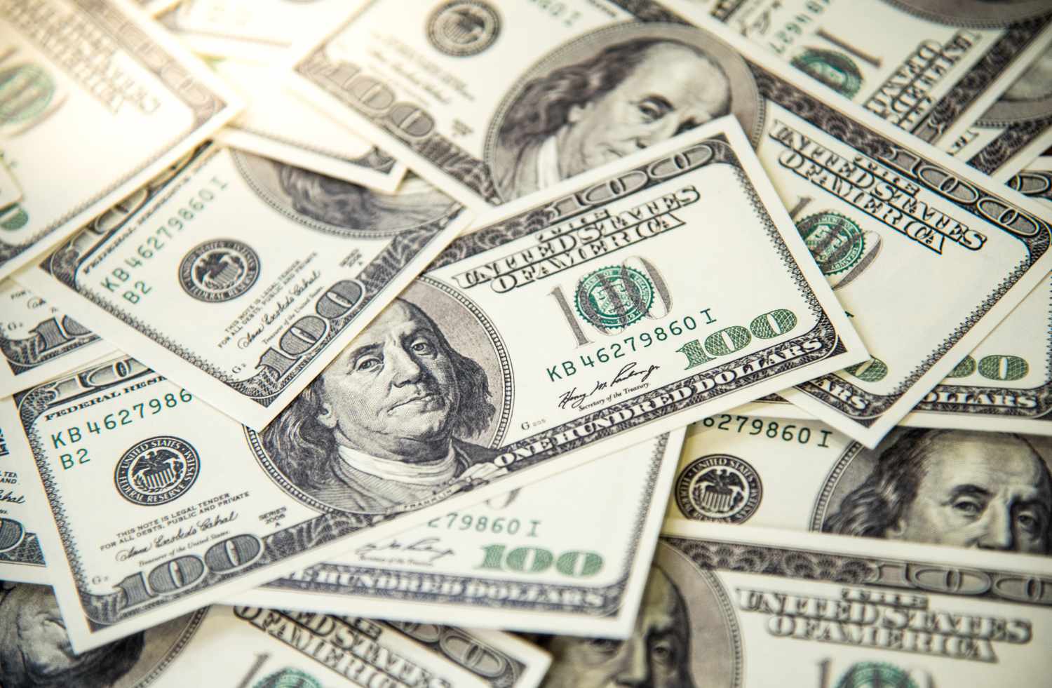قیمت دلار امروز دوشنبه 28 مهر 1404 / رفت و برگشت دلار