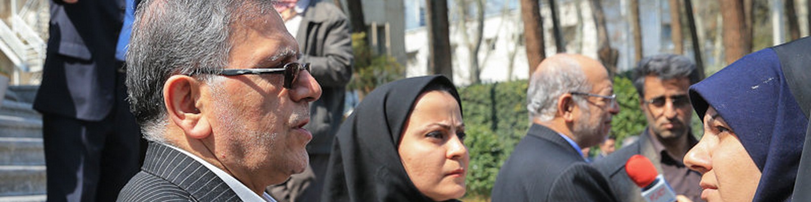 روایت سیف از دلایل برجسازی بانکها