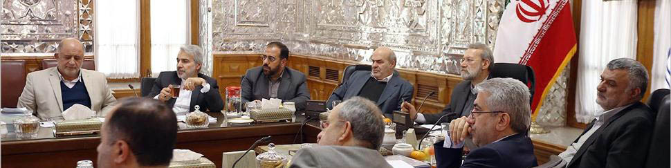 لاریجانی: ضرورت هماهنگی وزارتخانههای نیرو و کشاورزی برای حل معضل دریاچه ارومیه