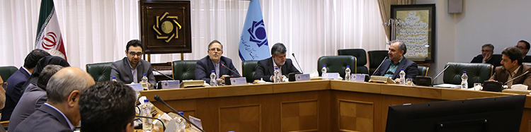 چرا اصول اقتصاد آزاد در روزهای اخیر مورد هجوم برخی جریانهای سیاسی و اقتصادی قرار گرفته است؟