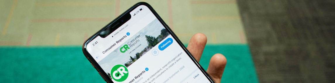 اپل تولید آیفون گران قیمت خود را نصف می کند