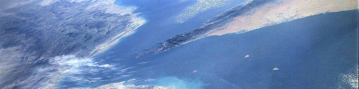 بحرین: اگر ایران تنگه هرمز را ببندد خودش را خفه کرده است