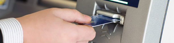 ابهامات مسدود شدن حسابهای بانکی افغانها در ایران