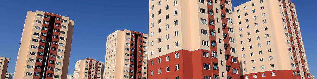 آغاز ساخت ۱۳۰ هزار مسکن توسط ستاد اجرایی فرمان امام/ ۳۰ هزار مسکن محرومان به بهرهبرداری رسید