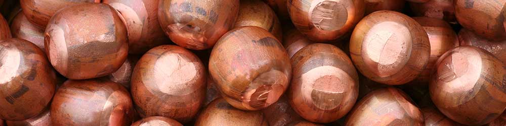 سایه ریسکها بر بازار مس