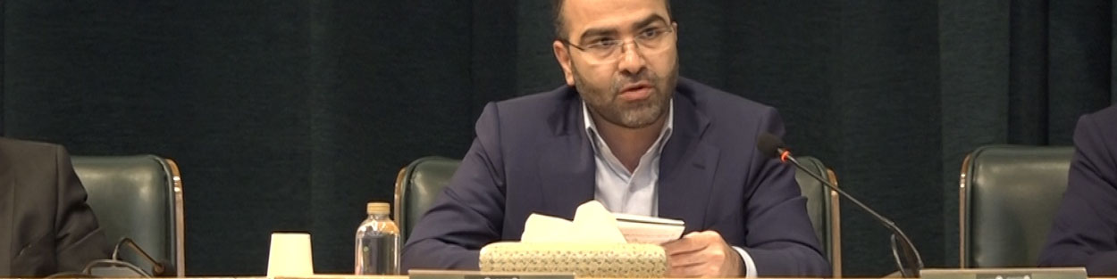 معاون بانک مرکزی: کاهش قیمتها ادامه خواهد داشت